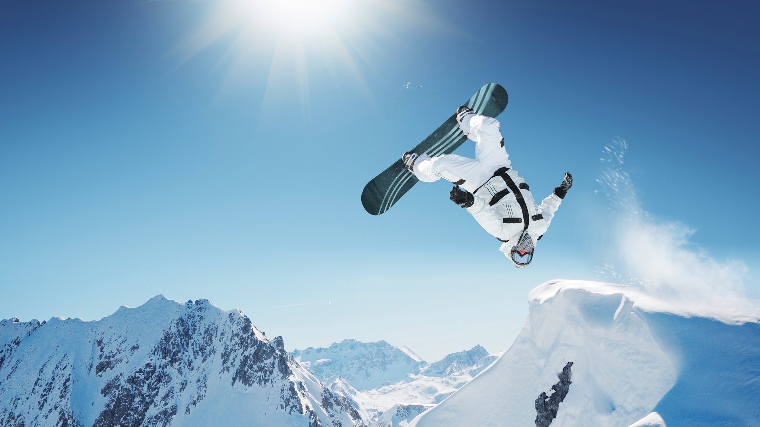 WRC赛事现场:氛围火爆燃爆场面,wrc 2022